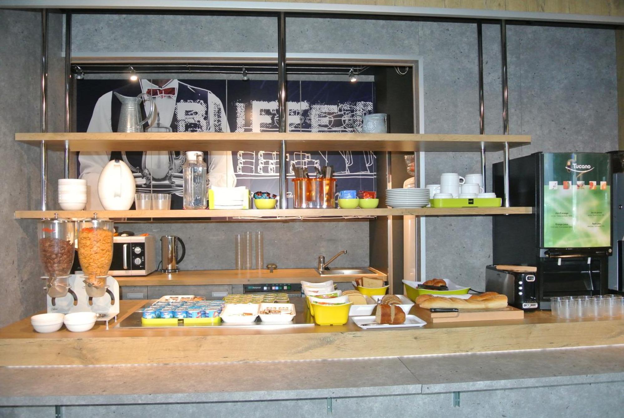 Ibis Budget Chambery Sud Challes Les Eaux Zewnętrze zdjęcie