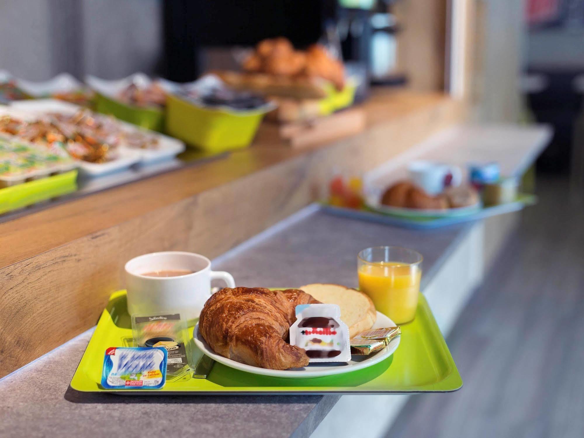 Ibis Budget Chambery Sud Challes Les Eaux Zewnętrze zdjęcie